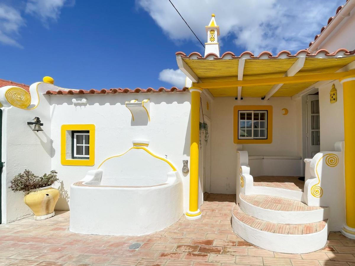 Charming Countryside Home With Fireplace & Patio アルコーティン エクステリア 写真