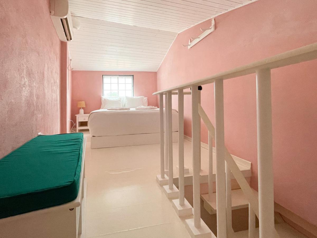 Charming Countryside Home With Fireplace & Patio アルコーティン エクステリア 写真