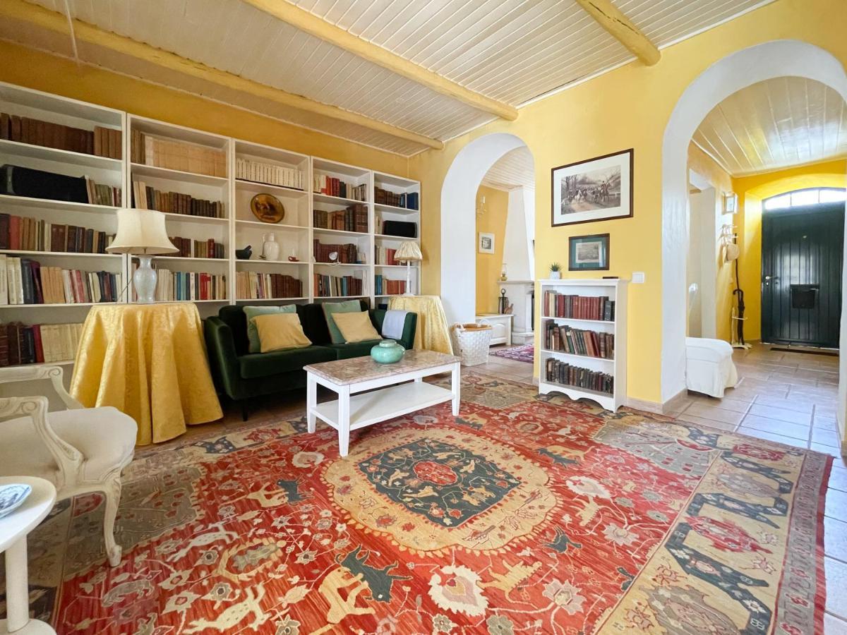 Charming Countryside Home With Fireplace & Patio アルコーティン エクステリア 写真