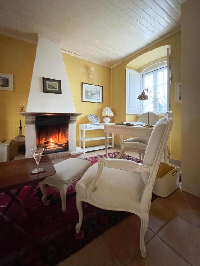 Charming Countryside Home With Fireplace & Patio アルコーティン エクステリア 写真
